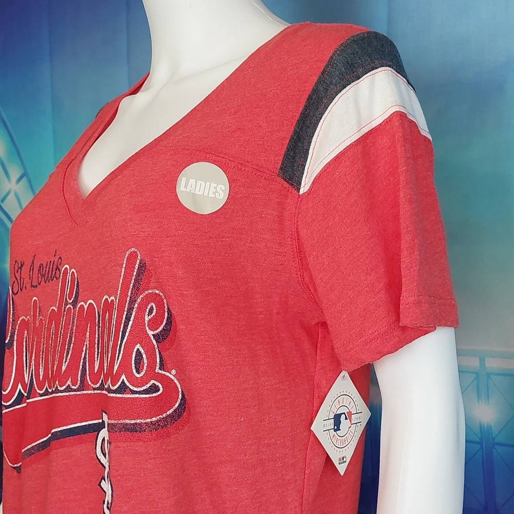 MLB St. Louis Cardinals Vneck Tee Baseball Tshirt NWT XL Extra Large - Picture 4 of 7